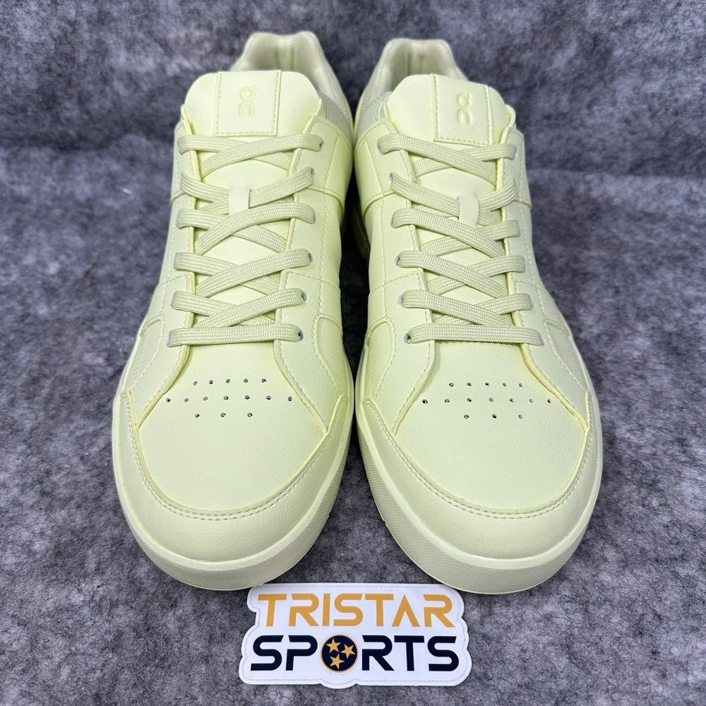 ON The Roger Clubhouse Tennis Shoes Mens Size 8 Hay Pickleball Federer